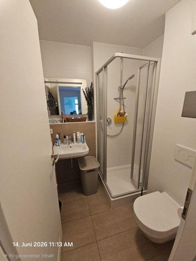 Dusche und Gäste WC