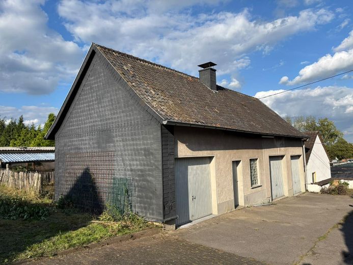Parcela de 1200 m² en Lohmar-Scheiderhöhe con edificaciones antiguas – Foto 3