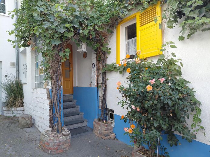 Charmantes Einfamilienhaus im Ortskern von Wernborn (Usingen) – Foto 2