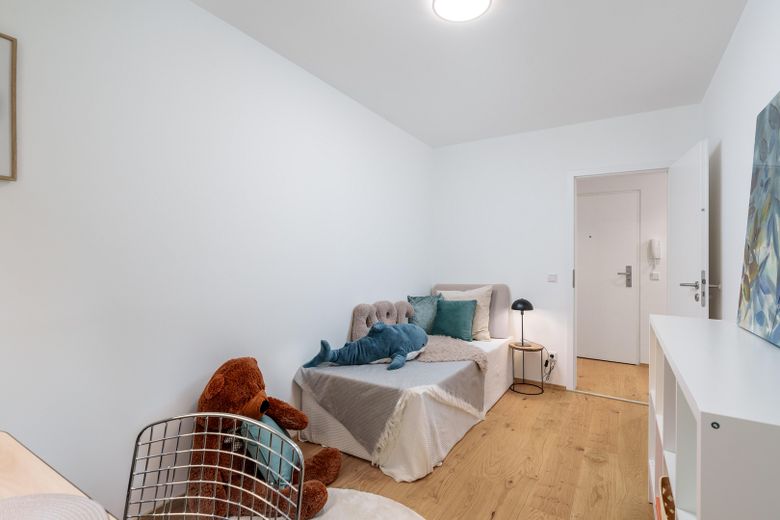 Homeoffice/Kinderzimmer