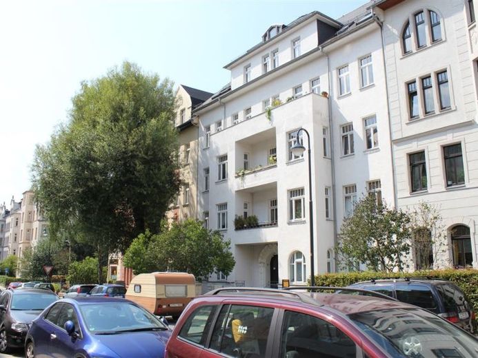Appartamento mansardato in posizione tranquilla e centrale sul Kaßberg – Foto 1