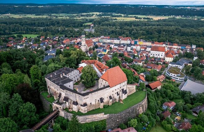 Luftbild von Tittmoning 