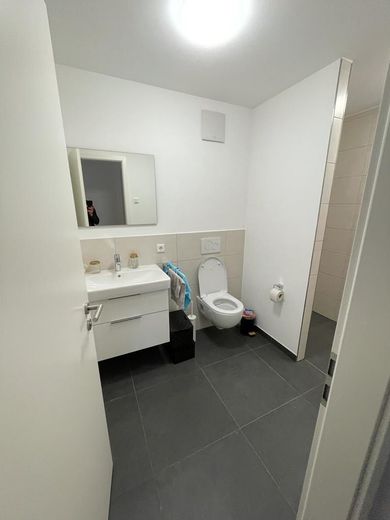 - Neuwertig -nach Erstbezug helle 2 Zimmer Wohnung - KfW 40+ , EBK, Balkon – Badezimmer