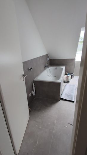 Luminoso appartamento di 2 locali (mansarda, ca. 70m², prima occupazione!) – Foto 8
