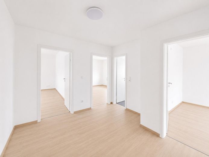 Provisionsfrei: Kernsaniertes Mehrgenerationenhaus mit 649 m² Grundstück & Erweiterungspotenzial – Foto 5