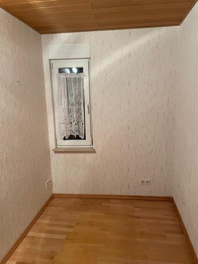 Witamy w miejscu, które tworzy przestrzeń dla Państwa przyszłości! – kleiner Raum EG 2