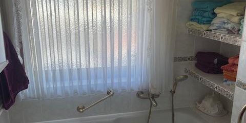 1. Badezimmer im OG