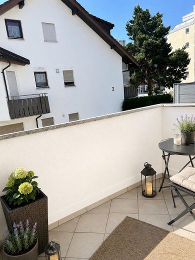 Ein Hauch von Süden - schöne 3-Zimmer-Wohnung – Balkon 2 aus Küche