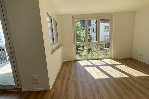 Magnifique appartement de 4 pièces avec jardin et balcon