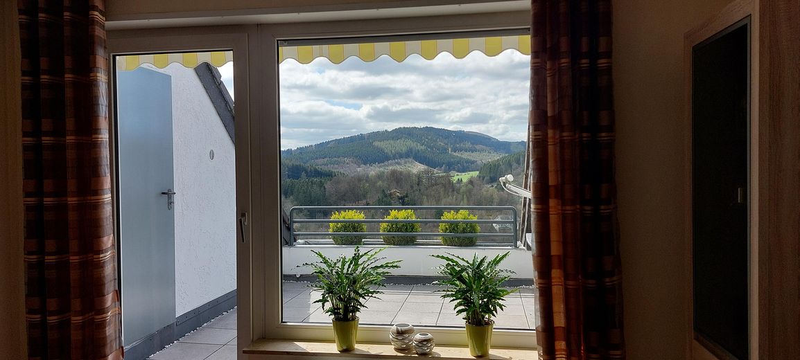 Terrasse mit Abstellraum