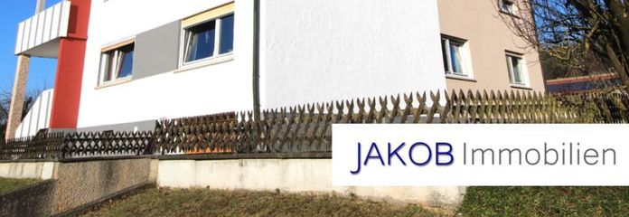 Zweifamilien-Wohnhaus in ländlicher Umgebung!