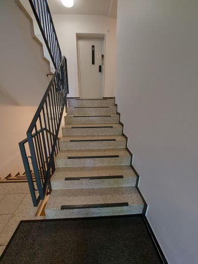 Hauiseingang EG zu 1. OG