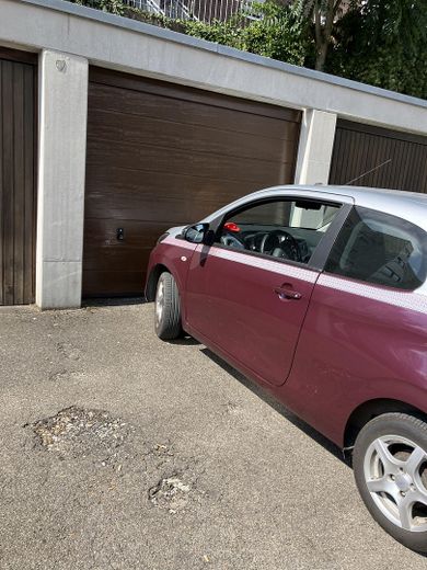 Appartamento di 3,5 locali a Esslingen St. Bernhardt da privato – Garage