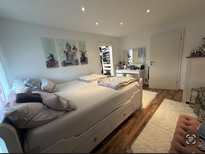 Bungalow m. Einliegerwohnung – Schlafzimmer