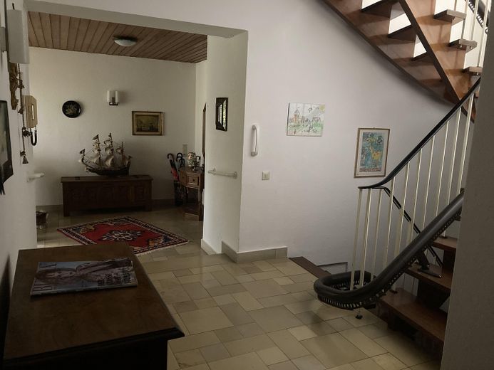 Treppenhaus mit Treppenlift