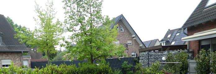 Haus-im-Haus-Maisonette-Wohnung mit Garten, von Privat, Preis VB – Garten