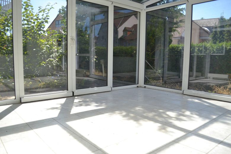 Centraal in Goldbach met veel ruimte voor het hele gezin – Wintergarten