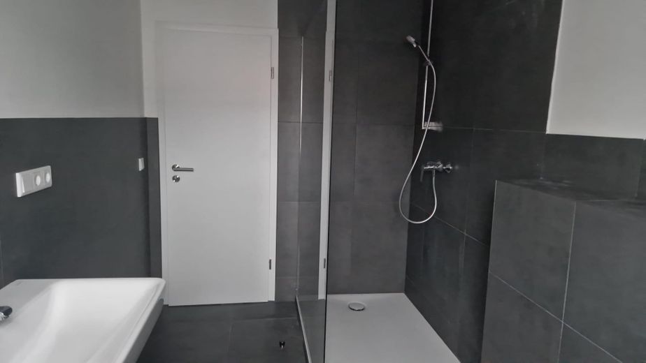 Neuburg şehir merkezinde çatı katında ofis veya muayenehane alanları – Fotoğraf 5