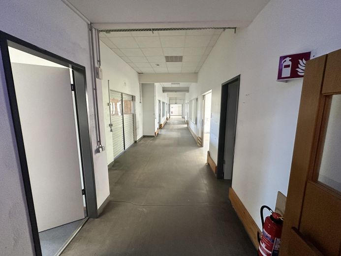 Gewerbefläche (Produktion; Büro; Lager) ab 190 qm- 1007 qm – Foto 12