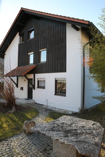 Hauseingang giebelseitig