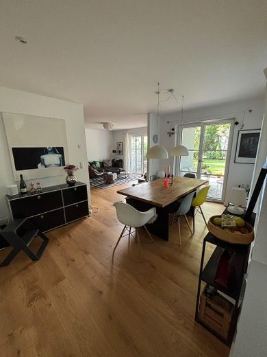 Exklusive 4-Zimmer-Wohnung in München-Obermenzing – Esszimmer
