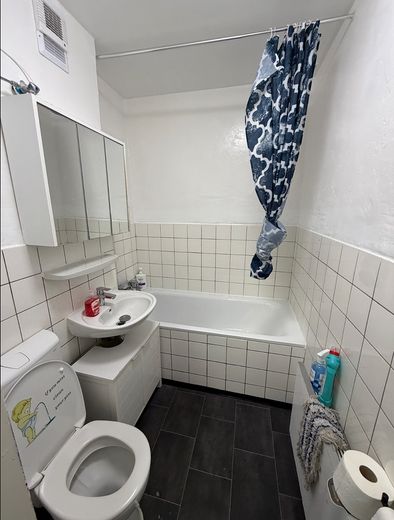 5.5% से अधिक प्रतिफल के साथ Köln Mühlheim में आकर्षक निवेश – Bad