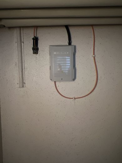 2,5 Zi-Wohnung Hochparterre mit Nord und Süd Balkon in ruhiger Lage, Tiefgarage, geringe Nebenkosten – Glasfaser vorhanden