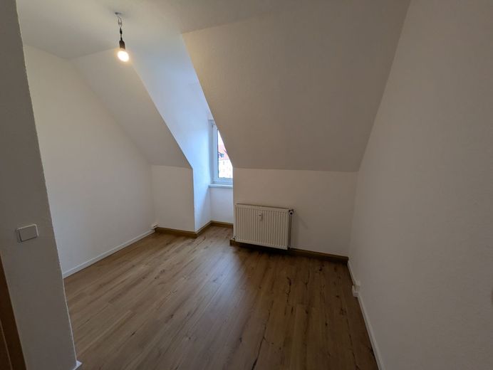 3 Raum Wohnung in Grpoitzsch – Arbeitszimmer/Kinderzimmer