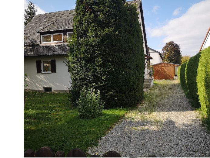 1.102 m² Grundstück in Schondorf am Ammersee – §34 BauGB – Einfahrt