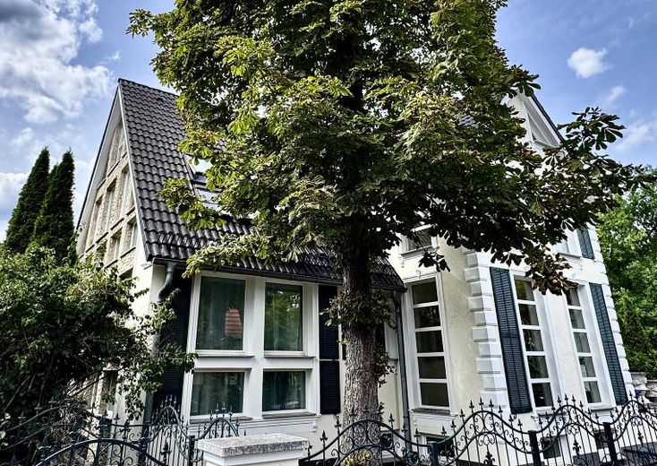 Potsdam/Berlin Güney yakınlarında 300 m² çok aileli villa *komisyonsuz! – Fotoğraf 3