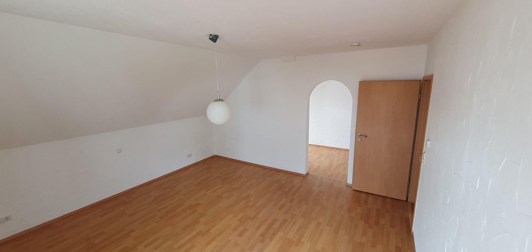 Helle, moderne Doppelhaushälfte in ruhiger Ecklage – sofort bezugsfertig! – Schlafzimmer mit Ankleideraum