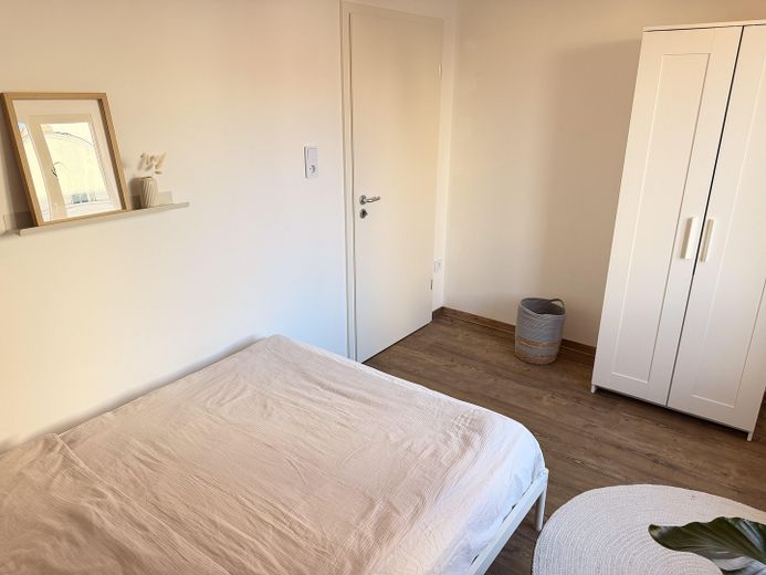 Furnished shared apartment room near Wertach & line 4 – Foto 2