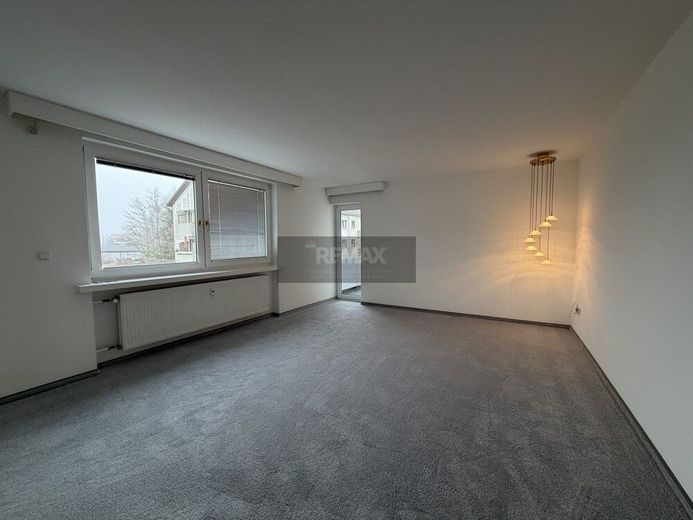 Wunderschöne Etagenwohnung mit Balkon in Lichtenberg – Bild 2