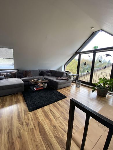 Attraktive 2-Zimmer-Maisonettewohnung in bevorzugter Wohnlage von Ratingen-Lintorf zu vermieten – Galerie