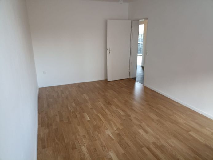Wohnung mitten in PA-Heining mit Dachterrasse – Foto 5
