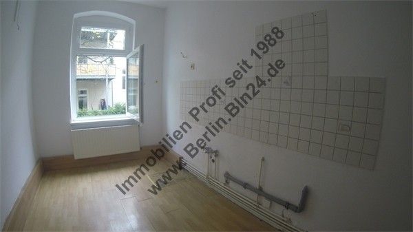 Mietwohnung - 3er WG oder 2er WG- Pärchen - saniert - Duschbad mit Fenster – G0035268