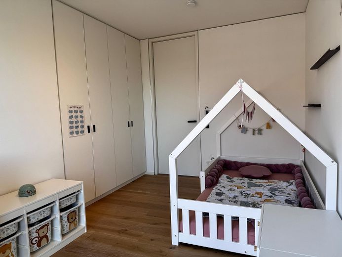 Penthouse met sauna, open haard, SmartHome, 2 TG-plaatsen direct bij het St. Franziskus-hospital – 05 Zimmer