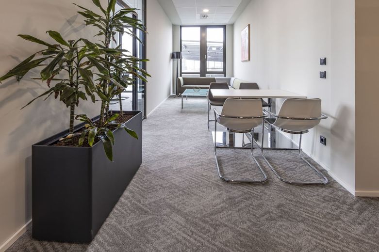 ATIK: Moderne, lichtdurchflutete Büroflächen im THE HUB Walldorf – Innenansicht