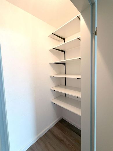 4er-WG Neugründung in Konstanz – frisch modernisiert, große Gemeinschaftsküche & Balkon – Abstellraum