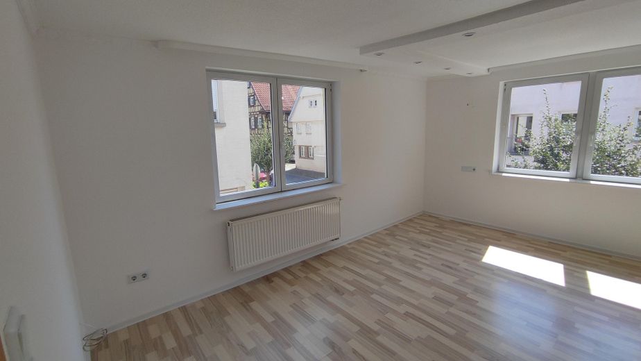 Wunderschöne, großzügige 3-Zimmer-Wohnung in Pleidelsheim – 94 m² zum Wohlfühlen – Zimmer 2