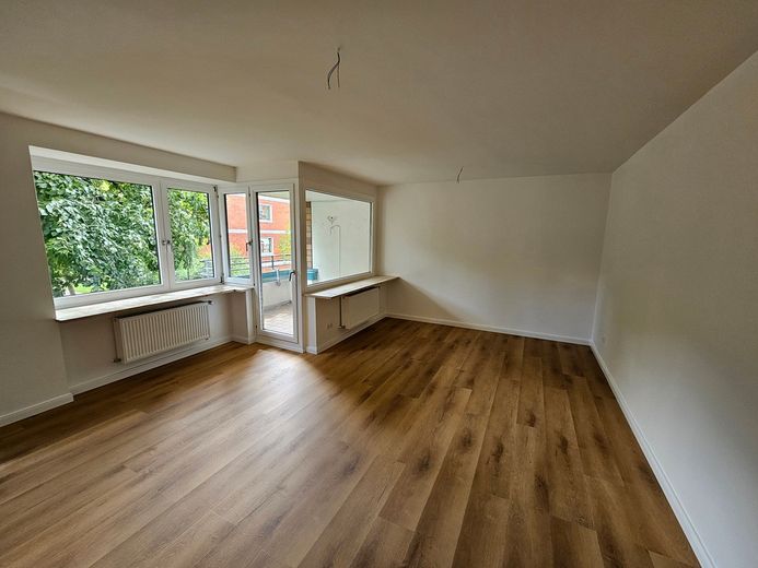 Modern wohnen im Alstertal – stilvoll modernisiert, Südloggia & provisionsfrei – Foto 13