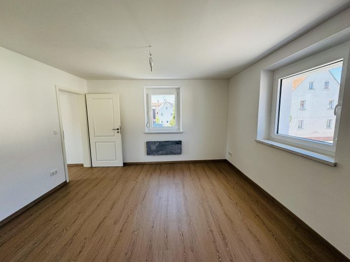 Haus Kernsaniert, provisionsfrei – Platz für zwei Generationen in Bechhofen – फोटो 17
