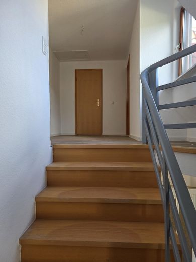 Casa unifamiliare con ampio giardino in posizione privilegiata – Treppenhaus