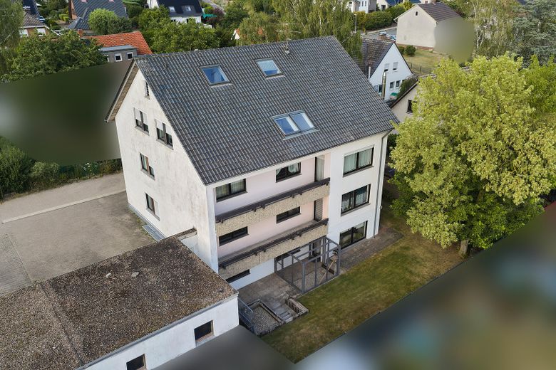 Kapitalanlage | 4 ETW im Paket | 488 m² Wohnfläche | 4 Garagen | Mietsteigerungspotenzial – Süd/Westansicht