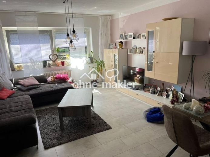 Alt-Marl'de balkonlu 2 odalı daire – Fotoğraf 1