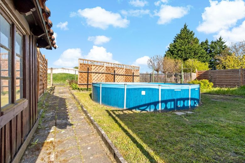 Raus aufs Land! Einfamilienhaus in Neehausen – Pool