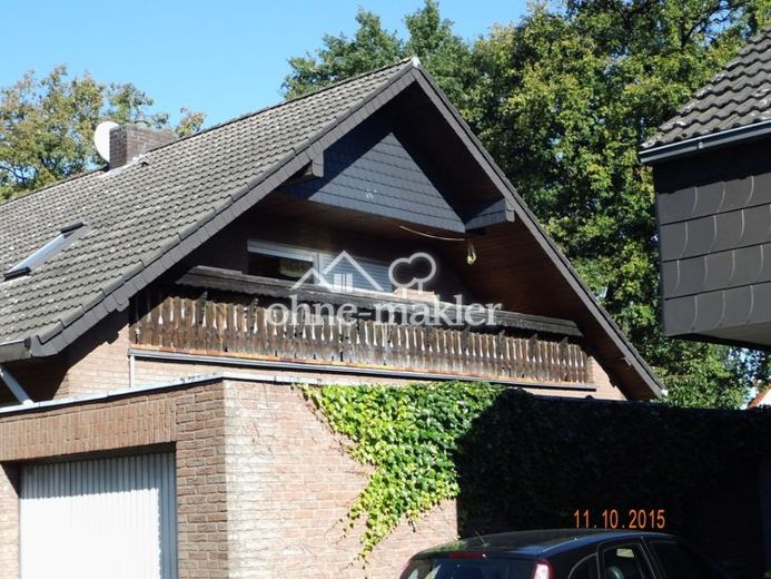 ruhige DG Wohnung mit Südb. in Wohnbereichstr. sucht langfristigen ruhigen Nichtraucher Mieter – Foto 1