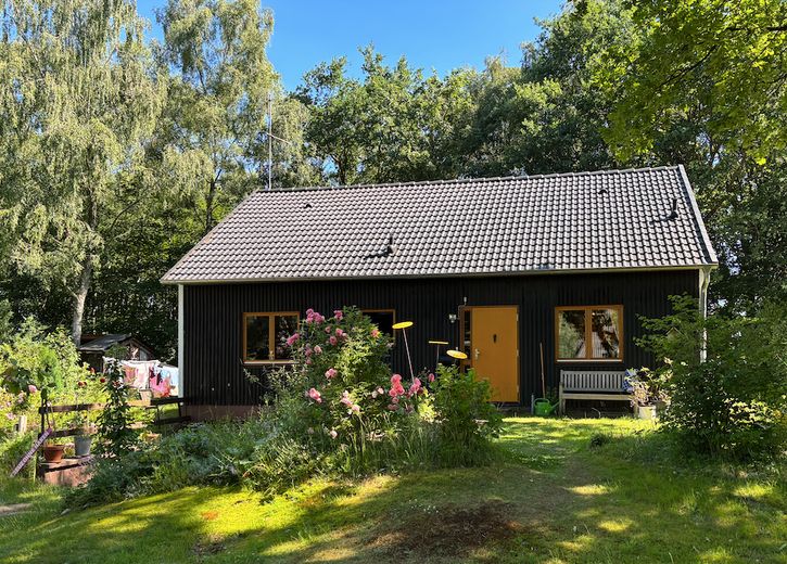 Gemütliches Schwedenhaus mit großem Garten in der Nähe von Lüneburg – Haus Vorderansicht