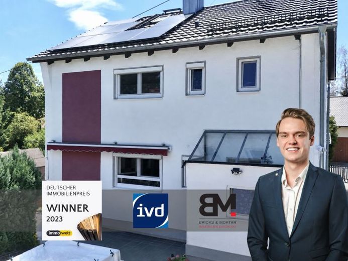 Einfamilienhaus mit 120 m², 6 Zimmern, großem Garten, Doppelgarage und PV-Anlage in Untermeitingen – Foto 1