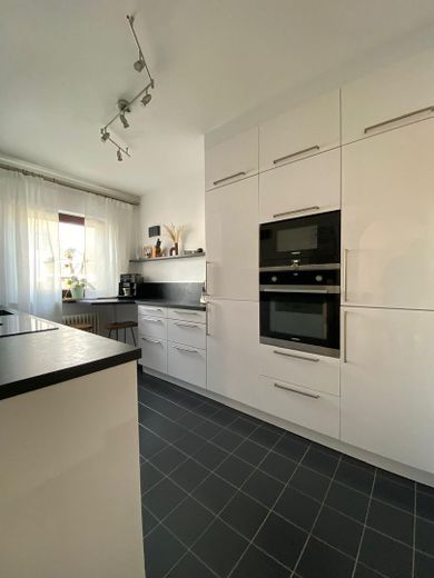 Przestronny bungalow z nasłonecznionym ogrodem na Roten Hügel. Bez prowizji. – Photo 7